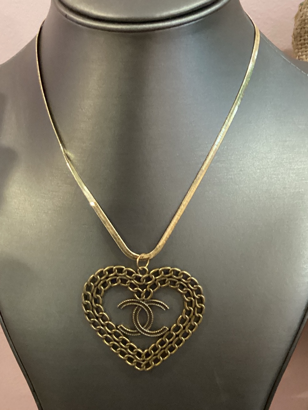 Gold‎ Heart Chain Pendant Necklace with Interlocking Logo